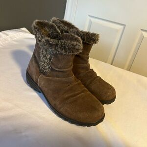 Khombu Brown Fur-Lined Winter Boots